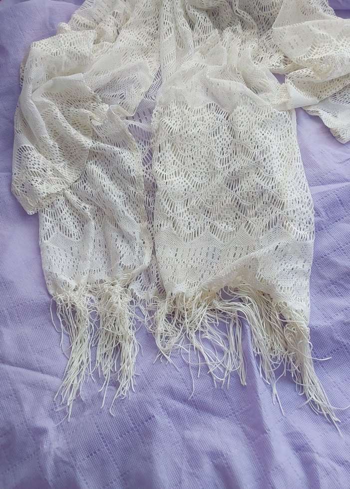 Dantel Detaylı Beyaz Bohem Örgü Şal - Görsel 2