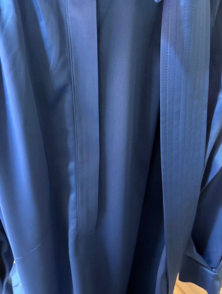 Uzun Kollu Mavi Saten Uzun Elbise - Görsel 4