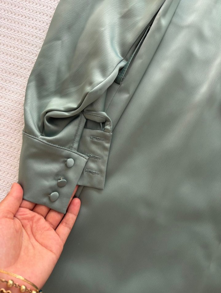 Uzun Kollu Drapeli Saten elbise 1 kez giyildi - Görsel 3