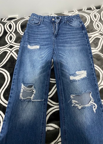 Trendyol & Milla Mavi Yikamali Rahat Kesim Denim Jean