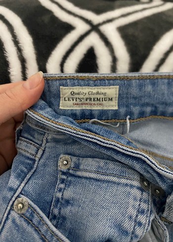 Levis Premium Acik Mavi Denim Jean