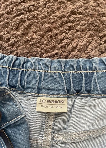 LC Waikiki Bej Renk Pastel Rahat Kesim Kadın Kot Pantolon