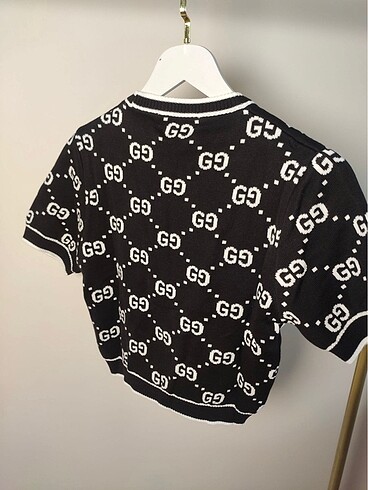 s Beden Gucci Triko Crop