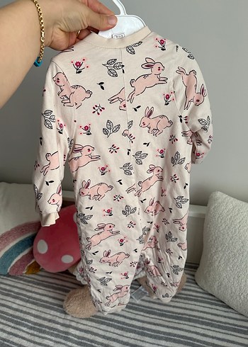 Kız Bebek Pamuklu Tavşan Desenli Tulum - Görsel 3