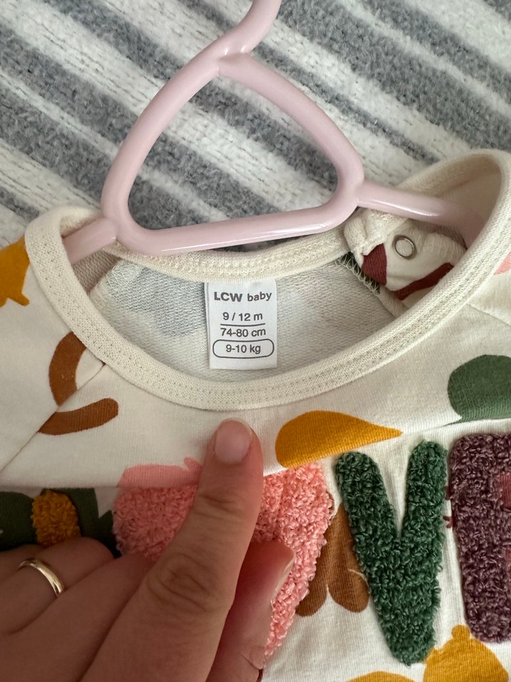 Çiçek ve Hayvan Desenli Bebek Tulum - Görsel 2