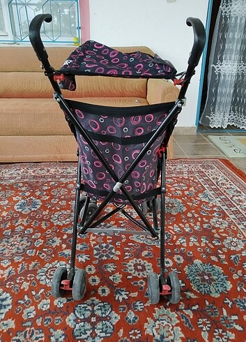 Bebek arabası 