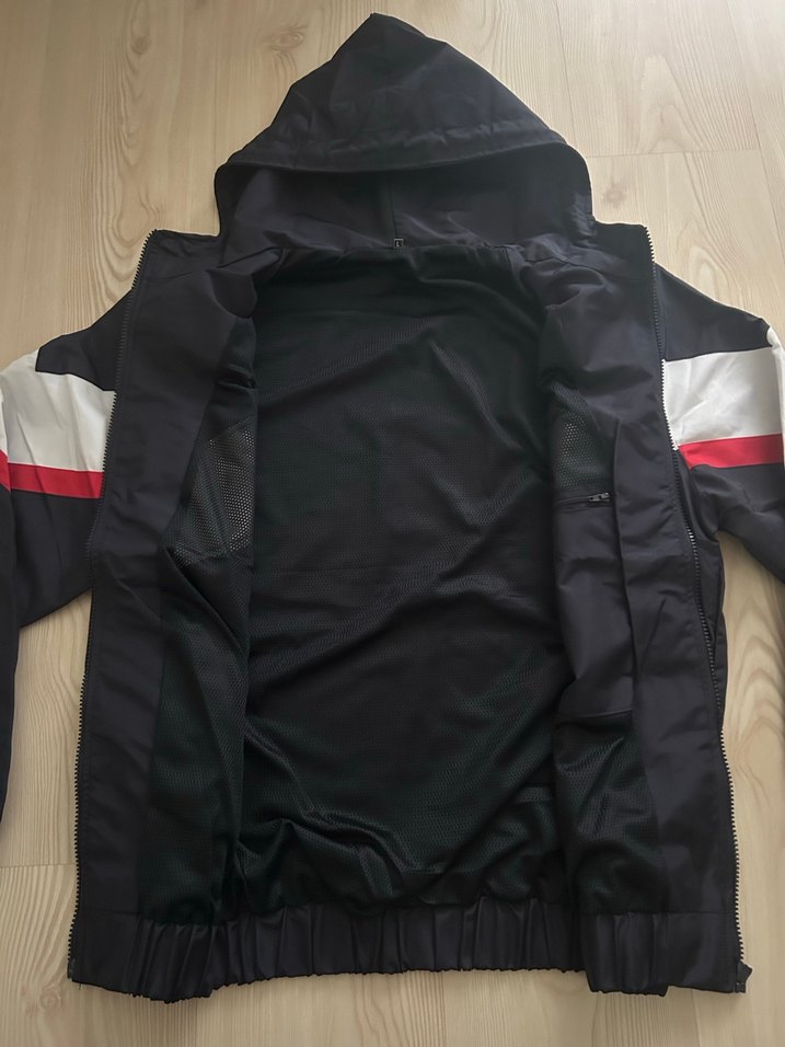 Sıfır, Paris Saint Germain yağmurluk - Görsel 4