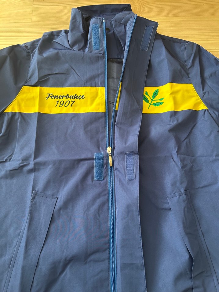 Sıfır, Fenerbahçe nakışlı S yağmurluk - Görsel 3