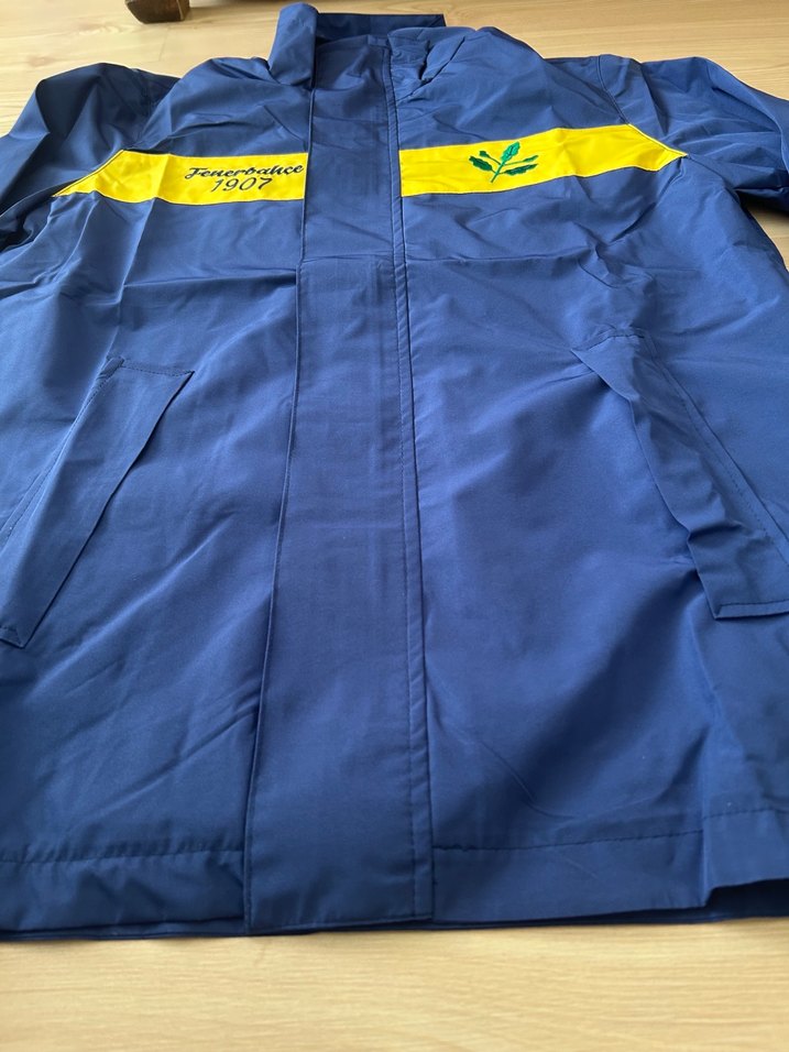 Sıfır, Fenerbahçe nakışlı S yağmurluk - Görsel 2