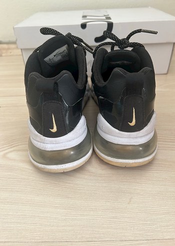 Nike 270 react sneaker - Görsel 4