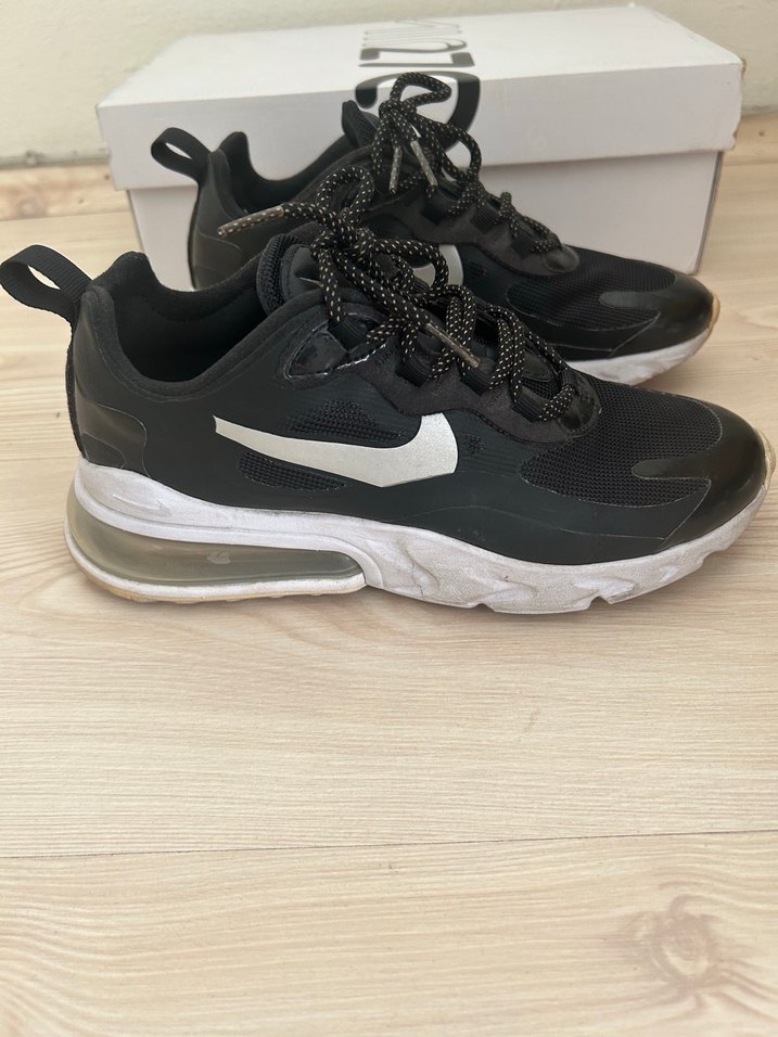 Nike 270 react sneaker - Görsel 3