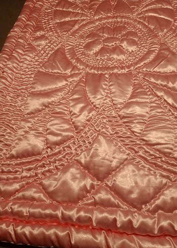 İşlemeli Parlak çocuk yorgan - Görsel 2