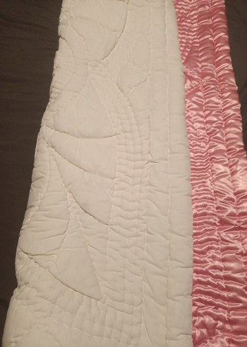 İşlemeli Parlak çocuk yorgan - Görsel 4