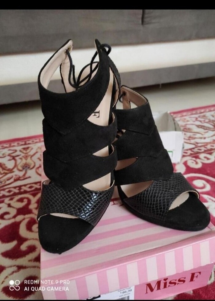 Siyah  topuklu ayakkabı  - Görsel 5