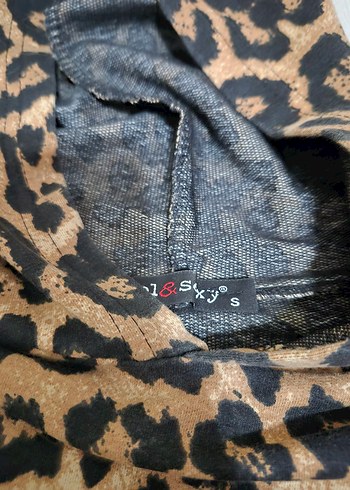 Siyah Leopar Desenli Sweatshirt - Görsel 4