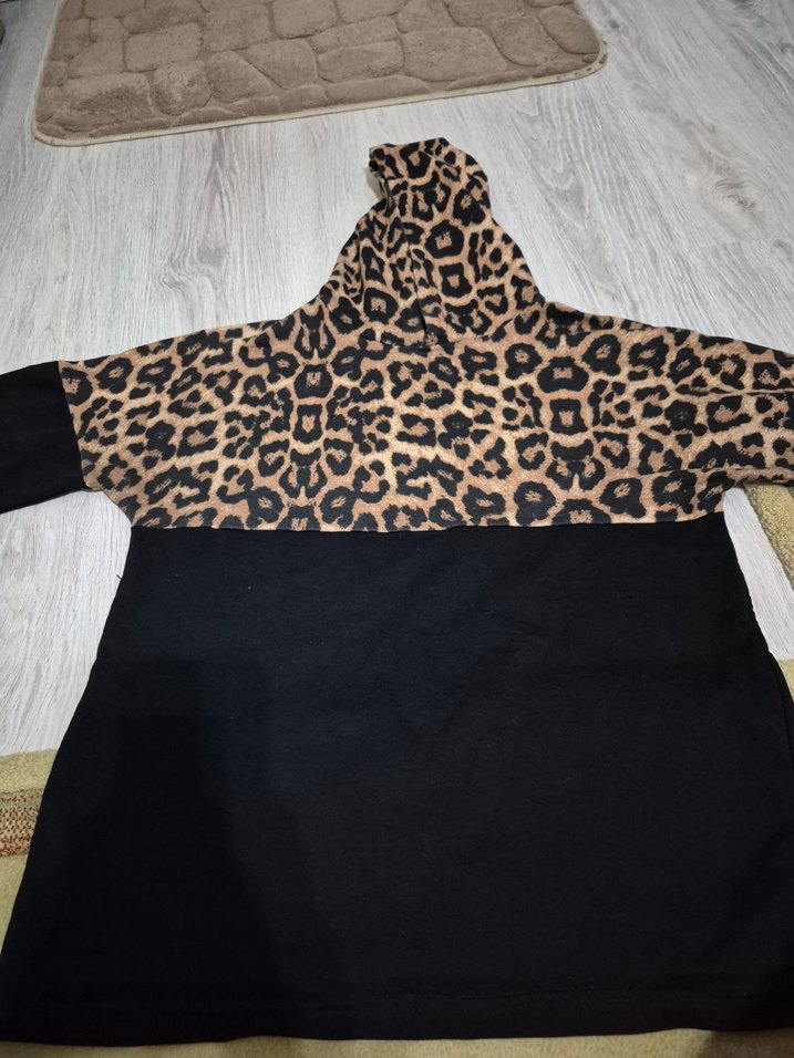 Siyah Leopar Desenli Sweatshirt - Görsel 3
