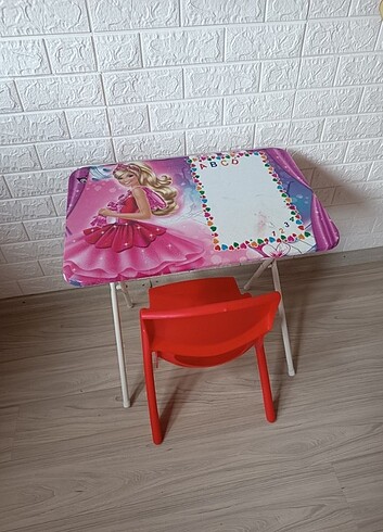 Lisanslı çocuk masası