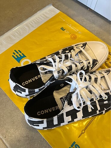 40 Beden çeşitli Renk Converse ayakkabı