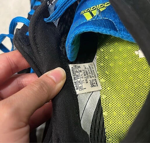 40 Beden siyah Renk Adidas ayakkabı