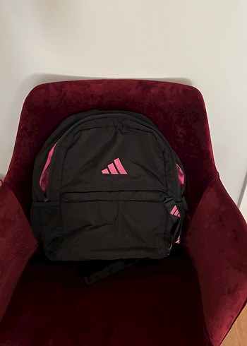 Adidas sırt çantası