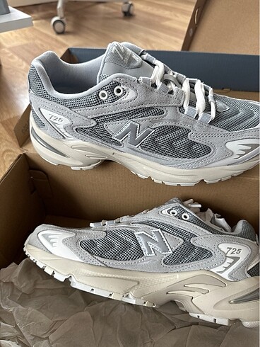 38,5 Beden New balance 725