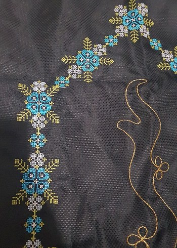 Çiçek desen el İşlemeli namazlık - Görsel 2