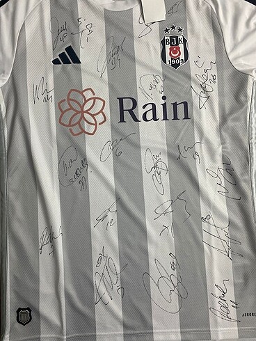 Adidas Beşiktaş forması