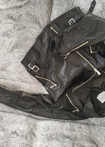 s Beden Kadın Siyah Deri Kemerli Biker Ceket
