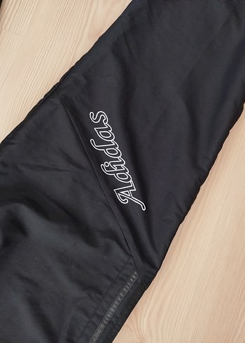 Siyah Fermuarlı Rahat Kesim Erkek Spor Eşofman - Görsel 4