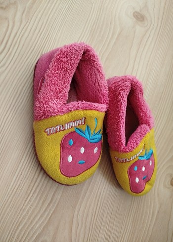 Renkli Nakışlı Kız Çocuk Ev Terliği - Görsel 3