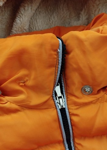 Erkek Çocuk Turuncu Siyah Fermuarlı Mont - Görsel 3