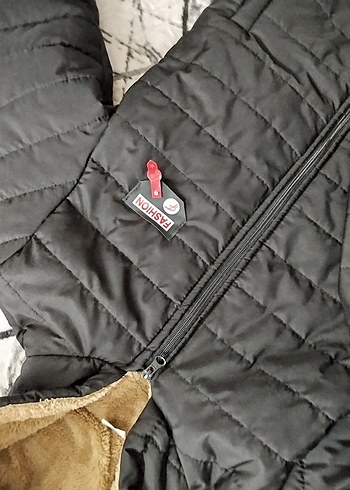 Siyah Kapüşonlu Fermuarlı Kısa Kışlık Ceket - Görsel 8