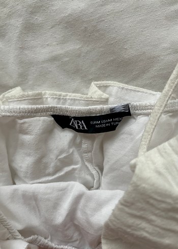 Beyaz Keten Askılı Fırfırlı Kız Bluzu - Görsel 3