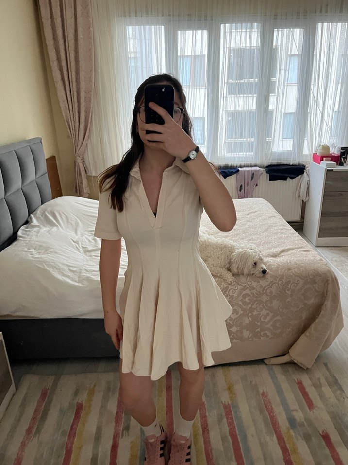 Zara 
Beyaz V Yaka Midi Kadın Elbise - Görsel 2