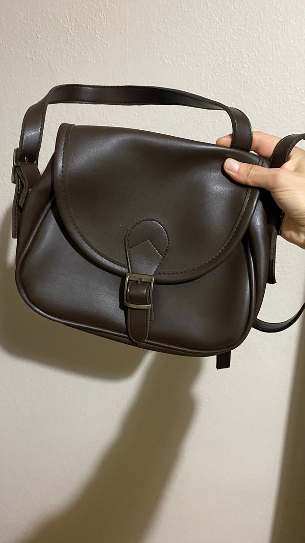 Kahverengi Deri Tokalı Kadın Çantası - Görsel 2