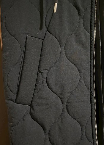 Gri Kapitone Fermuarlı Kadın Yelek - Görsel 3