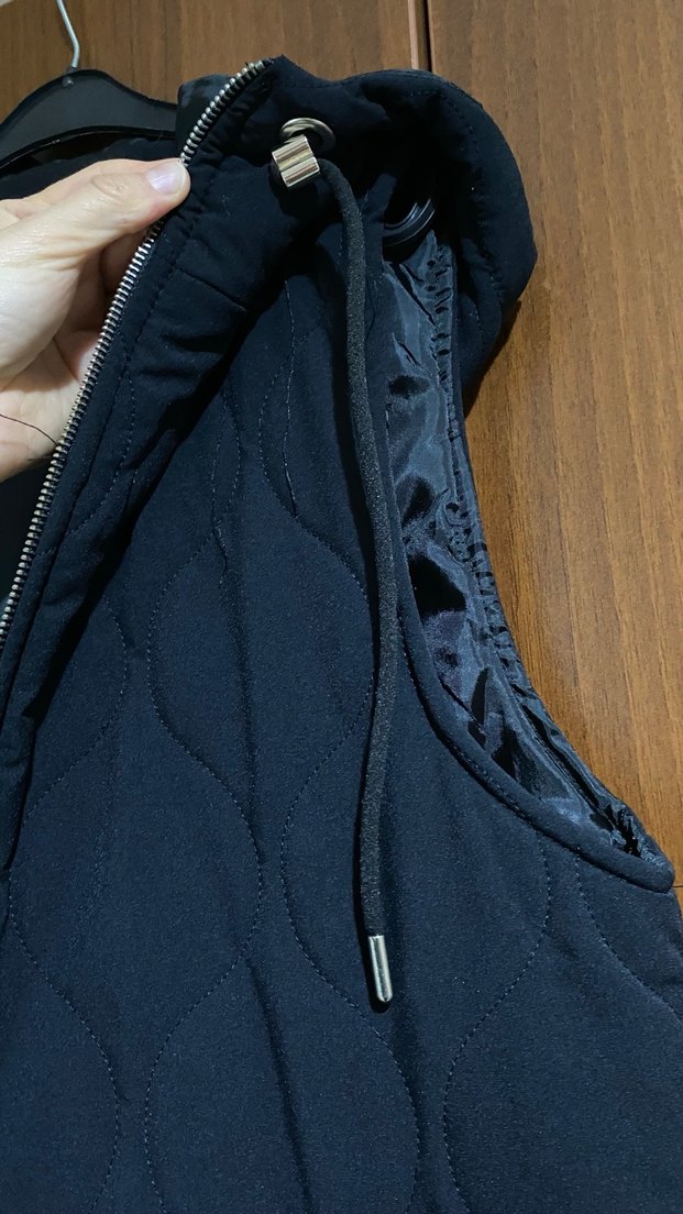 Gri Kapitone Fermuarlı Kadın Yelek - Görsel 5