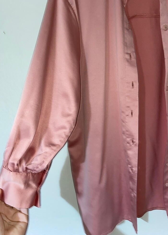 Saten görünümlü gömlek - Görsel 2