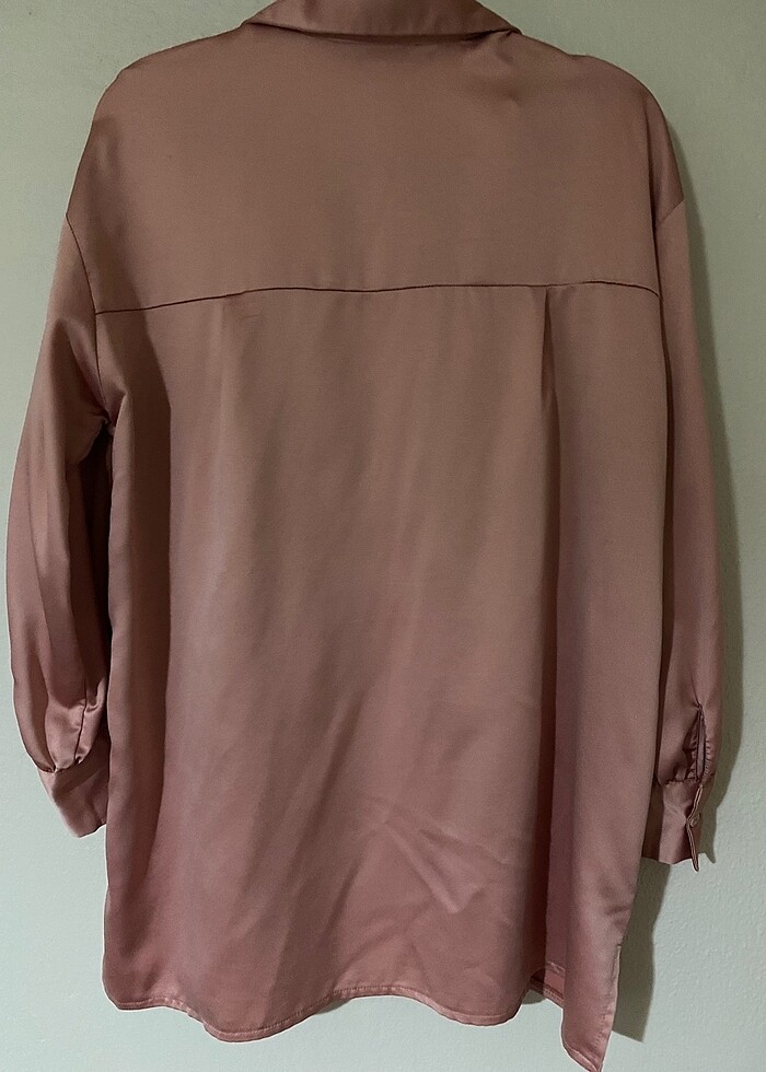 Saten görünümlü gömlek - Görsel 4