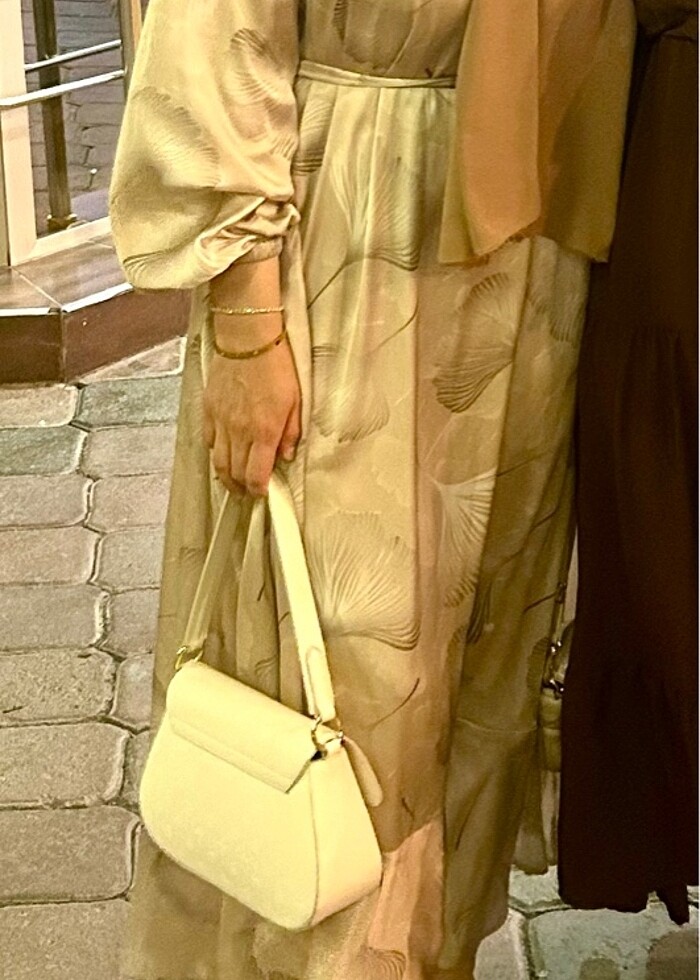 Saten elbise - Görsel 3