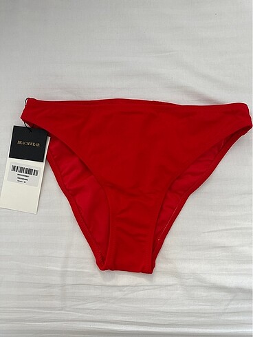 June kırmızı bikini altı - Görsel 6