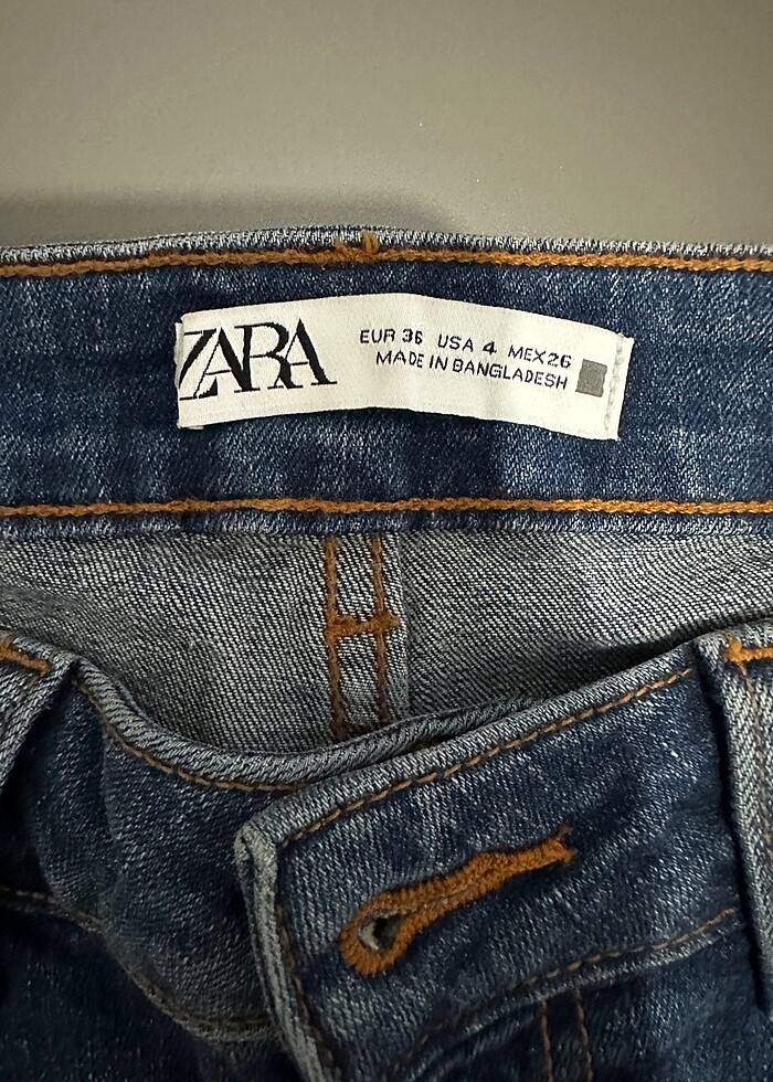 Zara Z1975 SKINNY MID-RISE DISTRESSED JEAN - Görsel 4