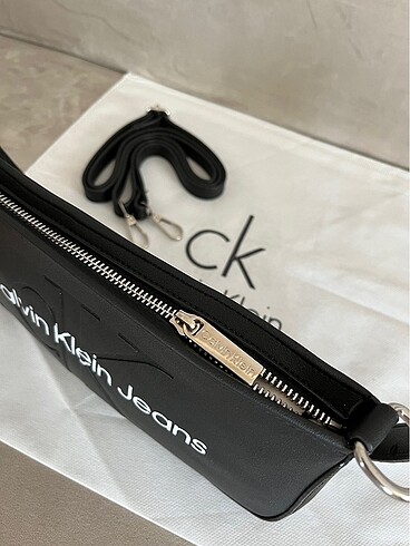  Beden Calvin Klein Çanta