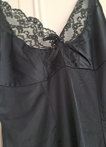 SATILDI DİĞER UYGULAMADA. SİYAH UZUN DANTELLİ GECELİK KOM MARKA - Görsel 6