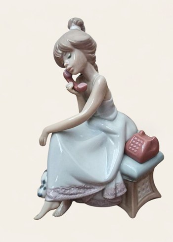 Beden Lladro Chit-Chat (Telefondaki Kız) Biblo