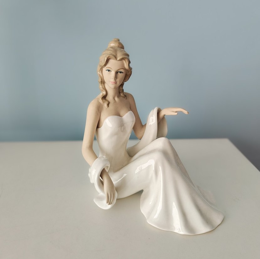 Vintage Leonardo Collection Şık Kadın Biblosu - Görsel 5