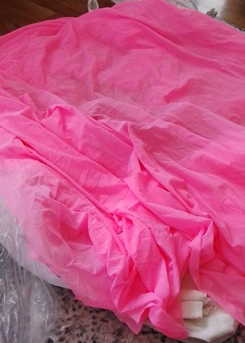 Pembe Düz Desen Yatak Örtüsü astarlik