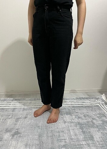 40 Beden siyah Renk Bershka kadın siyah comfort moment jean