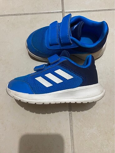 23 Beden Adidas Spor Ayakkabı