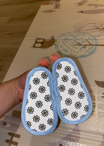 Kız Çocuk Mavi Nakışlı Sıcak Panduf - Görsel 3